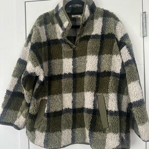 Plaid Sherpa Pullover in Green and Cream